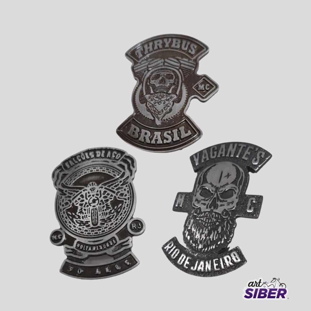 Pins/Pingentes 7cm Baixo Relevo Metal Brasão p/Coletes