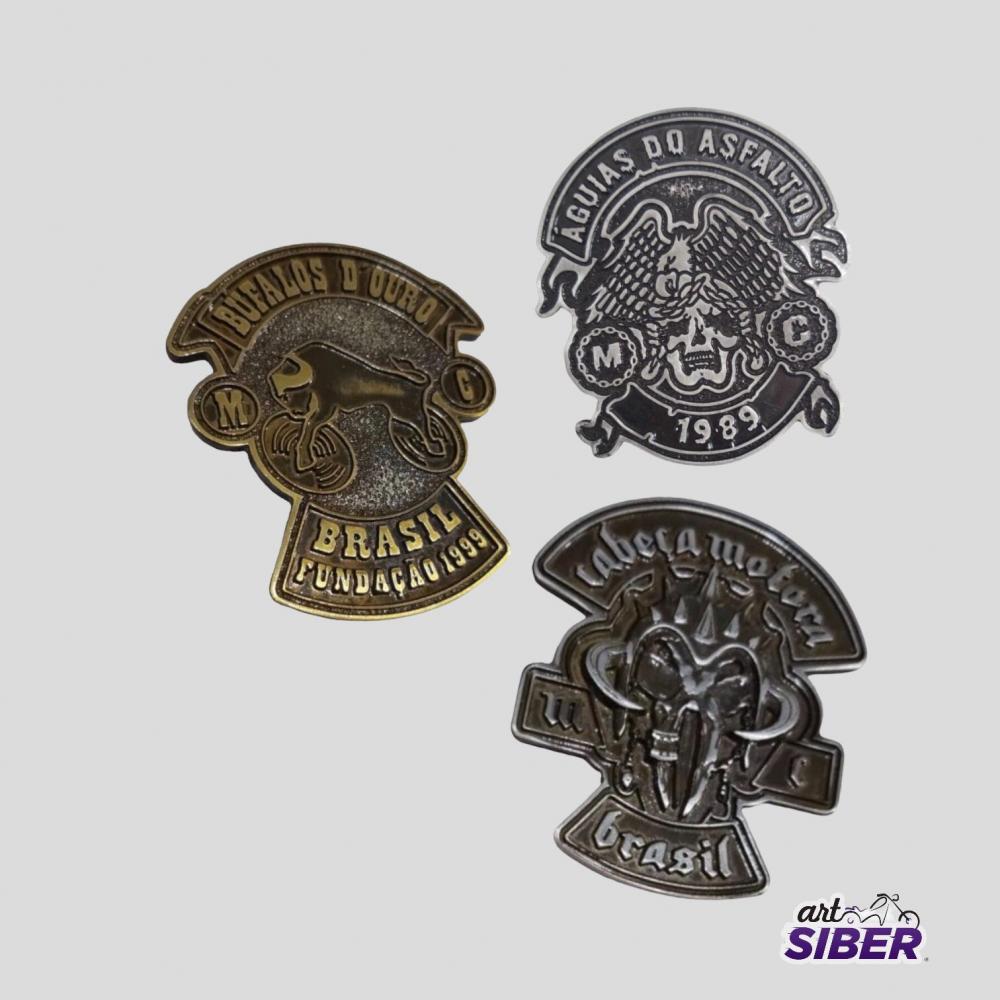Pins/Pingentes 5cm Baixo Relevo Metal Brasão p/Coletes